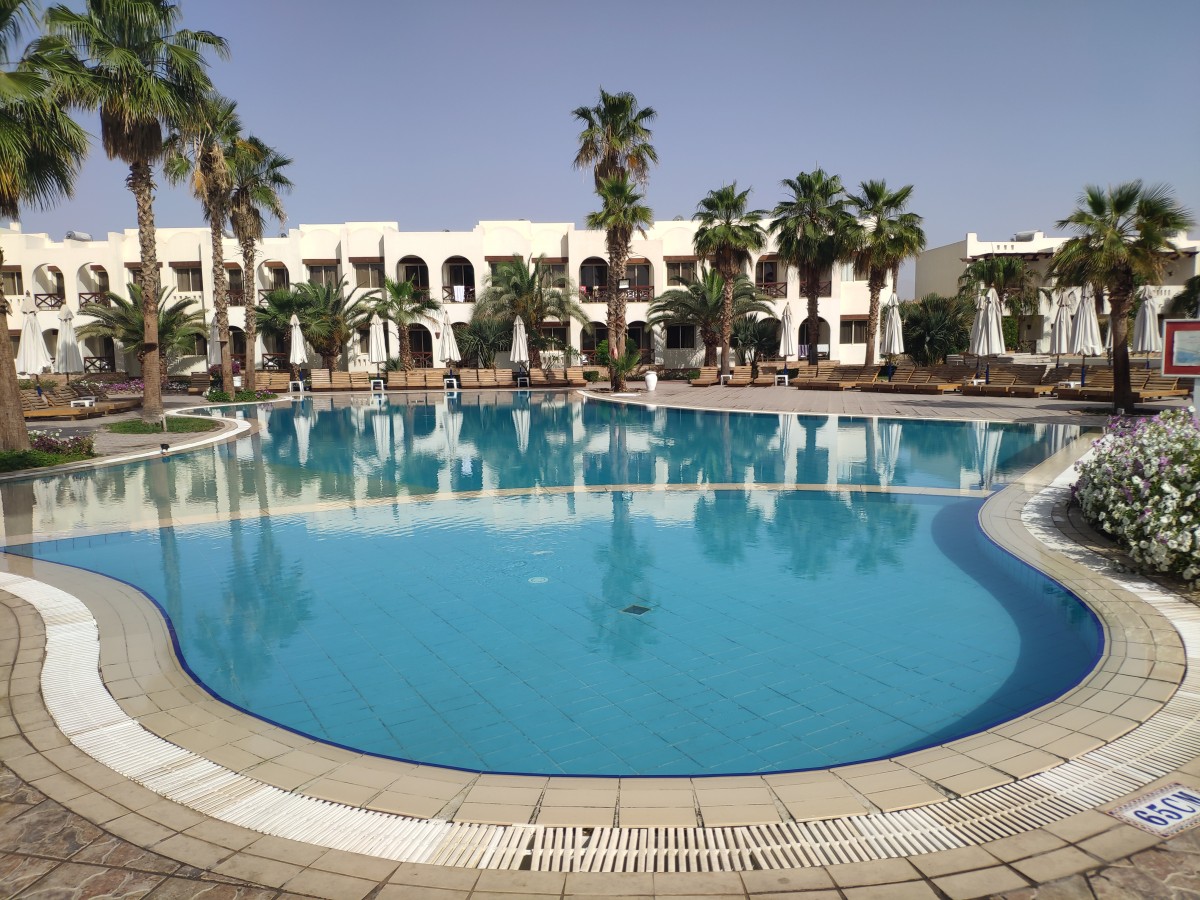 Бассейн в отеле Shores Golden Resort (Шарм эль Шейх)