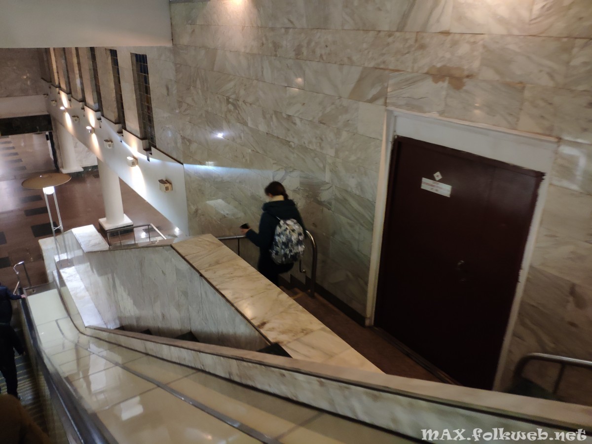 Галопом по станциям киевского метро
